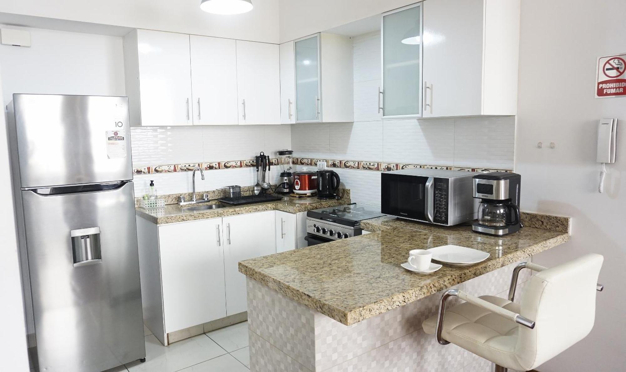 Apartamentos Lima Airport - Pillqu Peru Bagian luar foto